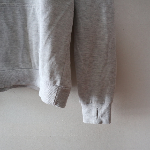 Bench. Gray Hoodie - Picture 2 of 6